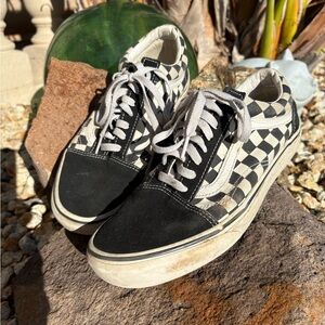 Vans Old Skool Checkerboard Suede Black and White Beach Skate California Active